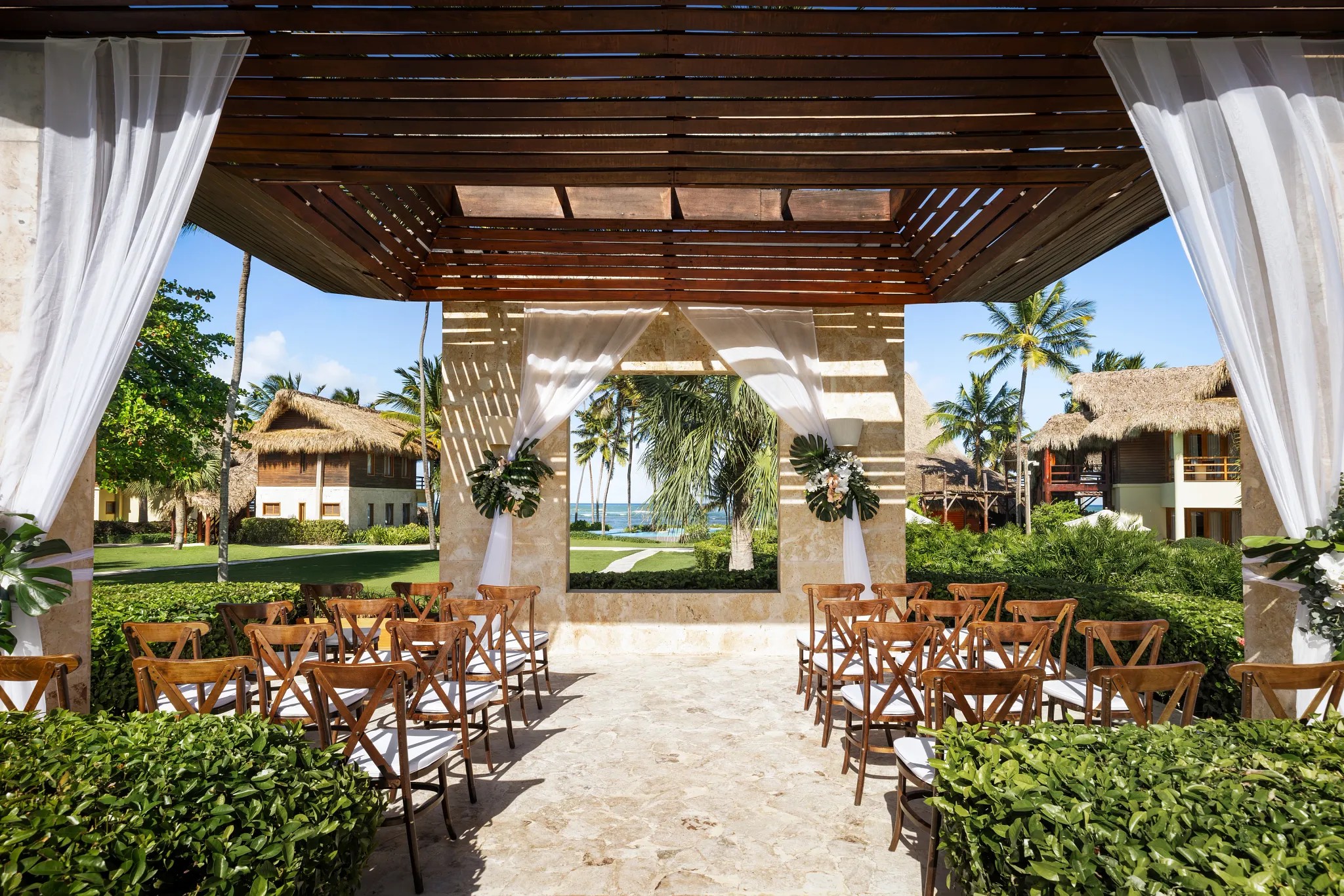 Zoetry Agua Punta Cana: A Complete Guide to Getting Married Here