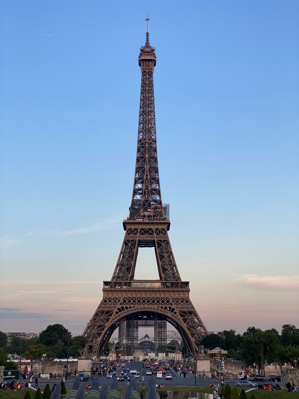 Eiffel Tower Tickets: When to Go, Price, and Insider Tips